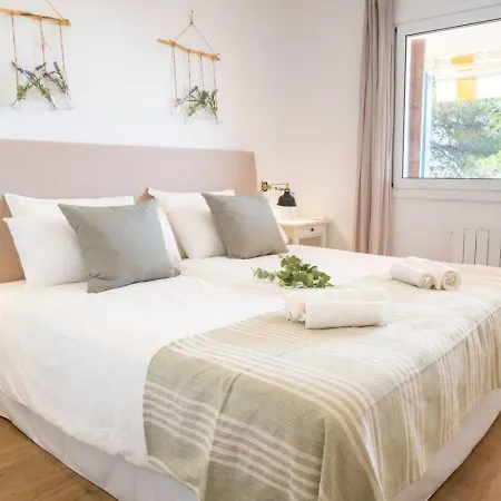 Holiday home 2 Bedroom With Seaview