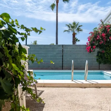 Holiday home 2 Bedroom With Seaview